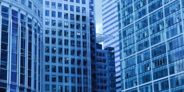 Shining a Light on Sustainable Living: Innovative Solar Powered Home Design Ideas