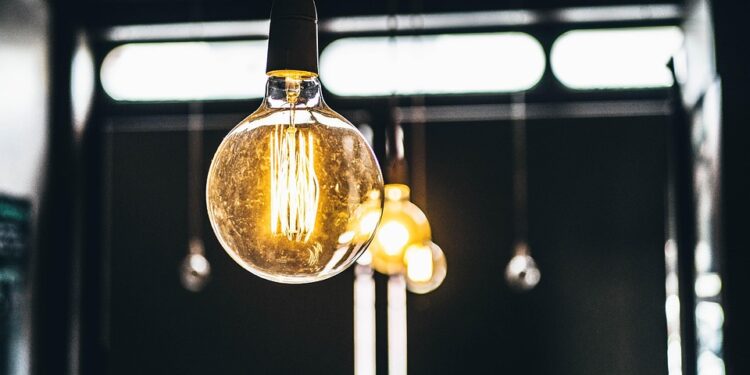 Powering the Future: Innovative Renewable Energy Solutions for Tiny Houses