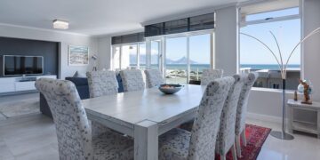 Decluttering for Good: Sustainable Strategies to Simplify Your Space and Reduce Waste