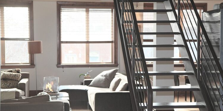 Mastering Minimalism: Sustainable Style Secrets for Your Capsule Wardrobe