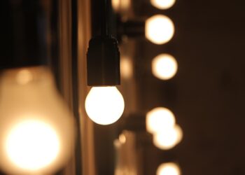 Powering the Future: A Comprehensive Guide to Zero-Emission Home Energy Systems